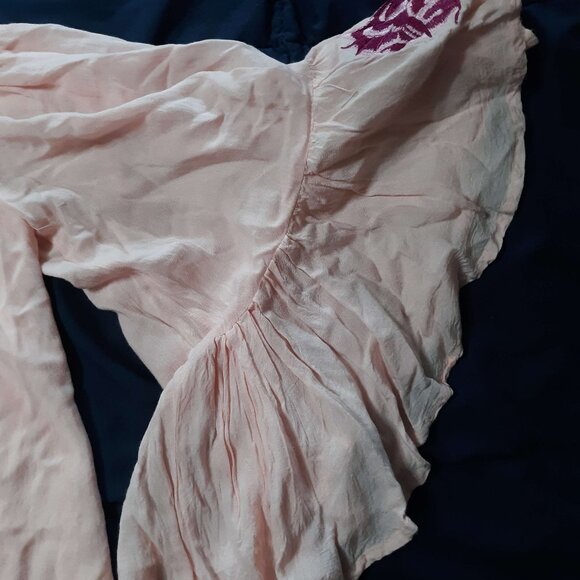 Hot & Delicious loose fit women's bell sleeve blouse top - Picture 10 of 11